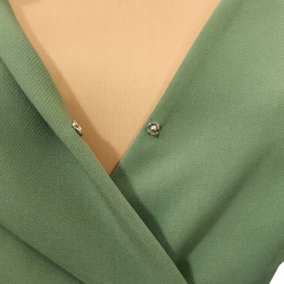 ANN TAYLOR Sage Green Sleeveless Knee-length Cascade Midi Dress - Size 4 - Picture 6 of 13